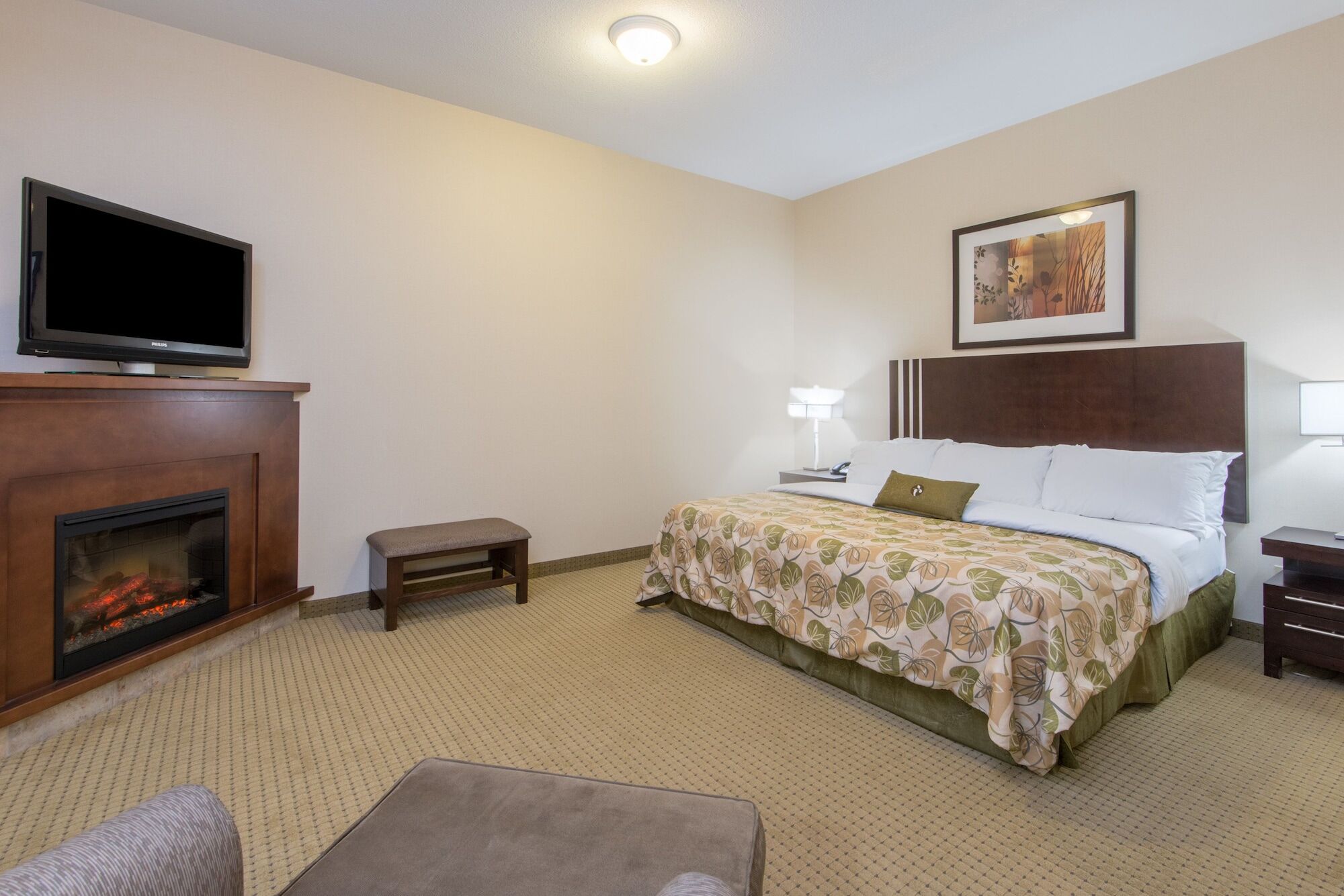 Ramada By Wyndham Lac La Biche Экстерьер фото